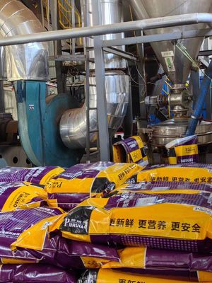 Polvere di emoglobina marrone rosso con alta purezza ≥ 90% e basso contenuto di metalli pesanti ≤ 10 ppm